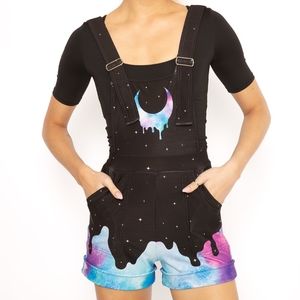 Blackmilk overall shorts, M